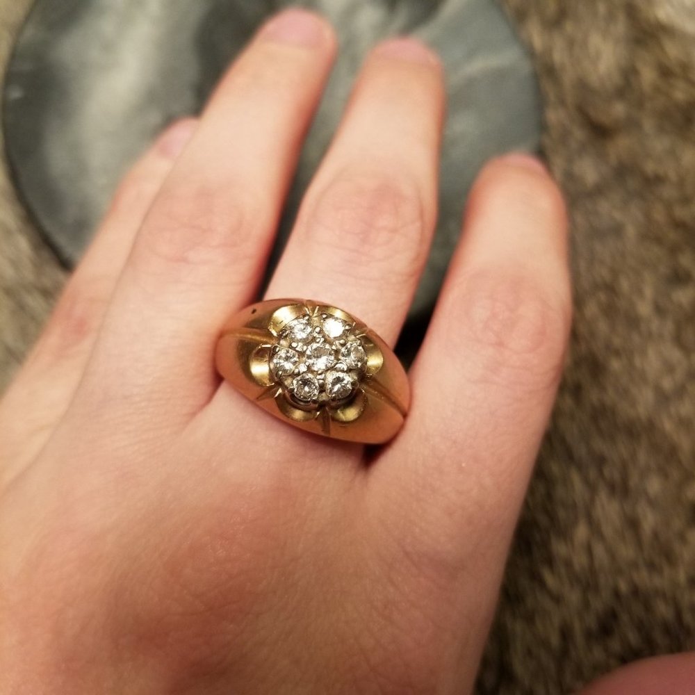 14K Gold Flower CZ Ring Size 9